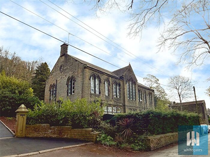 4 Bedroom Flat To Rent In The Old Sunday School, Lamb Hall Road, Longwood, Huddersfield, HD3