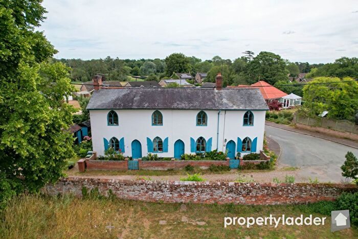 4 Bedroom Cottage For Sale In Church Close, Horstead, Norwich, NR12