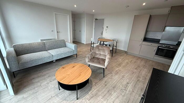 2 Bedroom Apartment To Rent In Crocus Street, Nottingham, Nottinghamshire, NG2