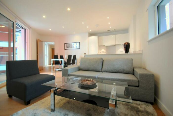 1 Bedroom Apartment To Rent In Rossetti Apartments, Saffron Central Square, Croydon, CR0