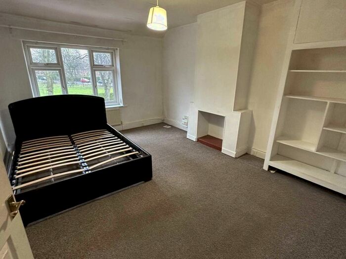1 Bedroom Flat To Rent In Mauldeth Road West, Withington, M20