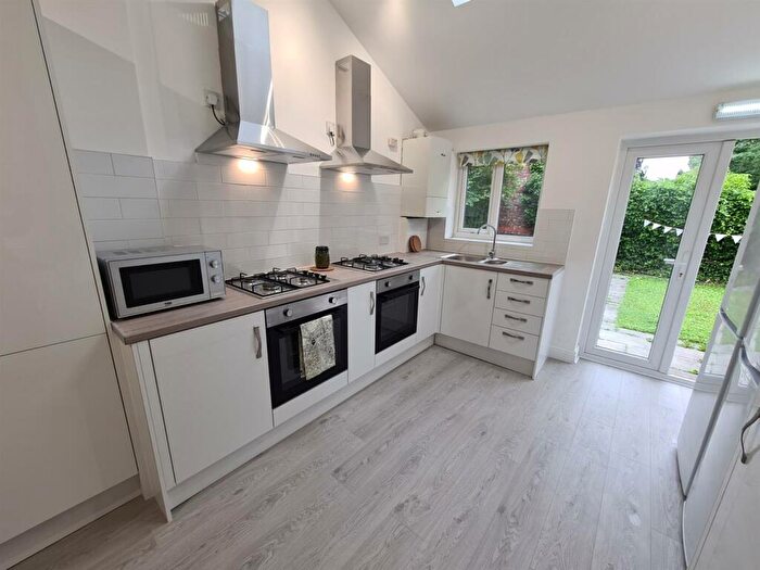 7 Bedroom Semi-Detached House To Rent In £ Pppw, Wellington Road, Fallowfield, M14