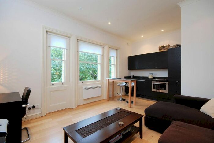 1 Bedroom Flat To Rent In Queens Gate, South Kensington, London, SW7