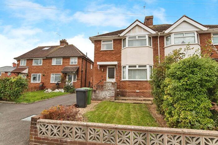 3 Bedroom Semi-Detached House For Sale In Rosemary Street, Exeter, EX4