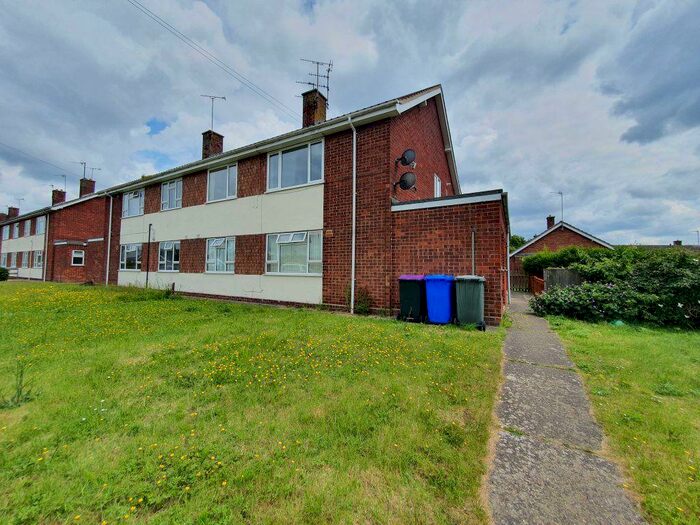 2 Bedroom Flat To Rent In Winter Way, Wyberton, PE21