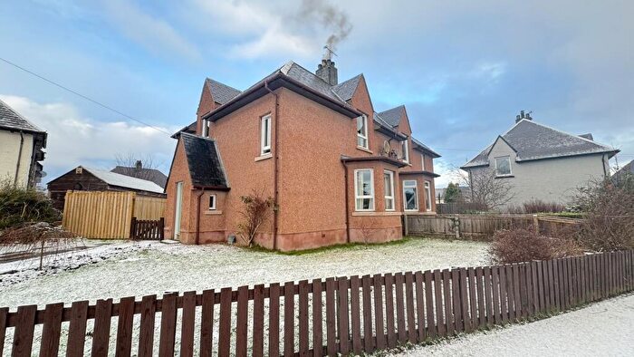 3 Bedroom Semi-Detached House For Sale In Groam Crescent, Kirkhill, Inverness, IV5