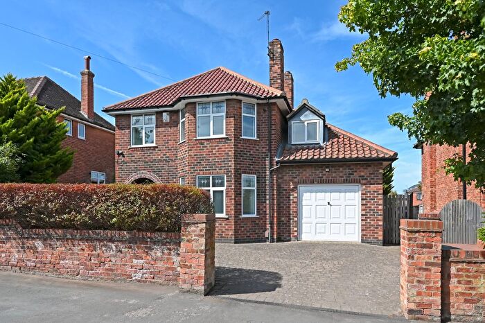 6 Bedroom Detached House For Sale In Green Dykes Lane, Hull Road, York, YO10