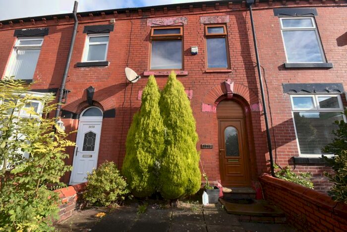 2 Bedroom Terraced House To Rent In Middleton Road, Chadderton, Oldham, OL9