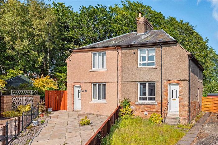 2 Bedroom Villa For Sale In East Avenue, Blairhall, KY12