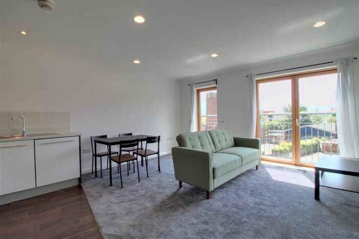 2 Bedroom Flat To Rent In City Walk, Irving Street, Birmingham, B1