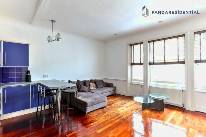 2 Bedroom Flat To Rent In Clanricarde Gardens, London, W2