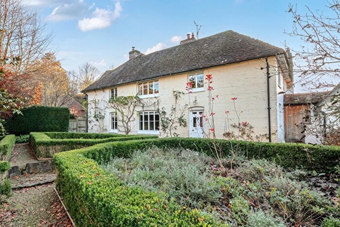 5 Bedroom Semi-Detached House To Rent In Lamberhurst, Tunbridge Wells, TN3