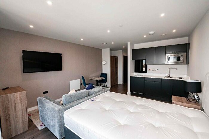 Studio To Rent In Parliament Square Liverpool, Merseyside, L1