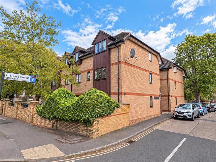 2 Bedroom Flat For Sale In Greensleeves House, St Marys Avenue Central, Norwood Green, UB2