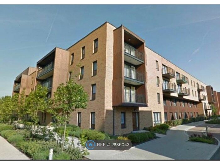 2 Bedroom Flat To Rent In Dowding Drive, London, SE9