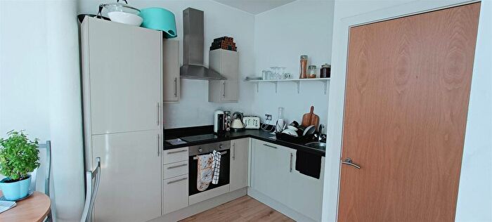 2 Bedroom Apartment To Rent In Apartment, Pollard Street, M4