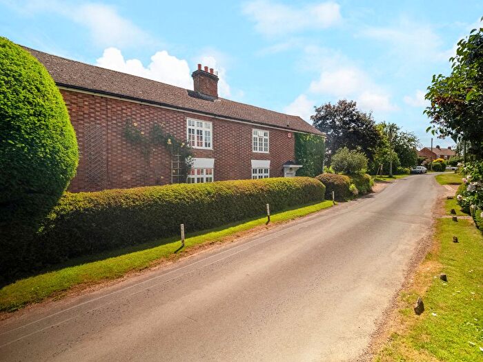 5 Bedroom Detached House For Sale In Wibtoft, Rugby, Warwickshire, LE17