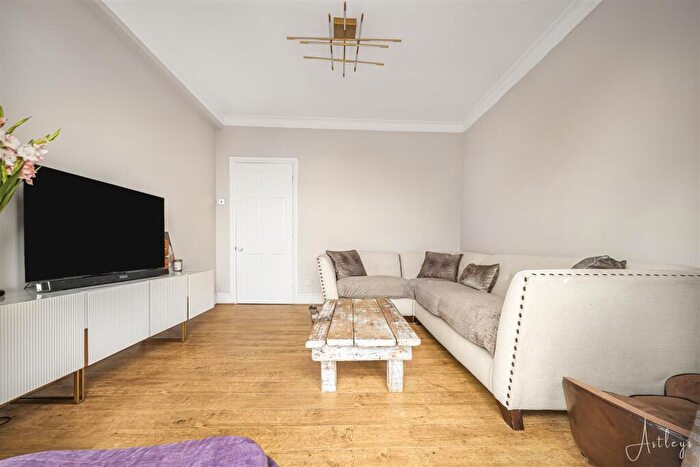 5 Bedroom Detached House For Sale In Newton, Swansea, SA3