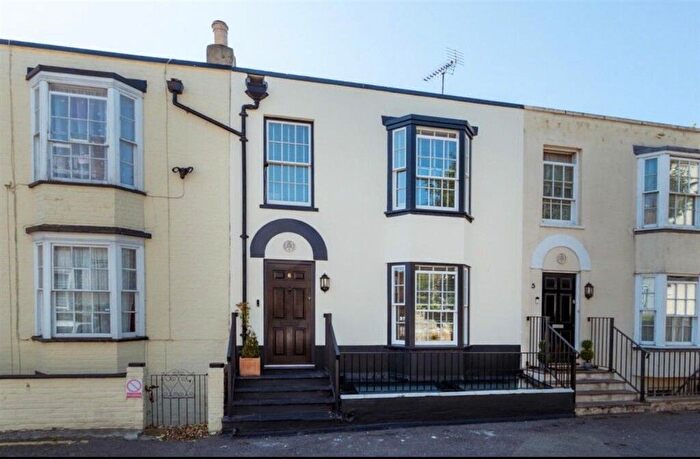 4 Bedroom Terraced House For Sale In Caroline Square, Margate, Kent, CT9