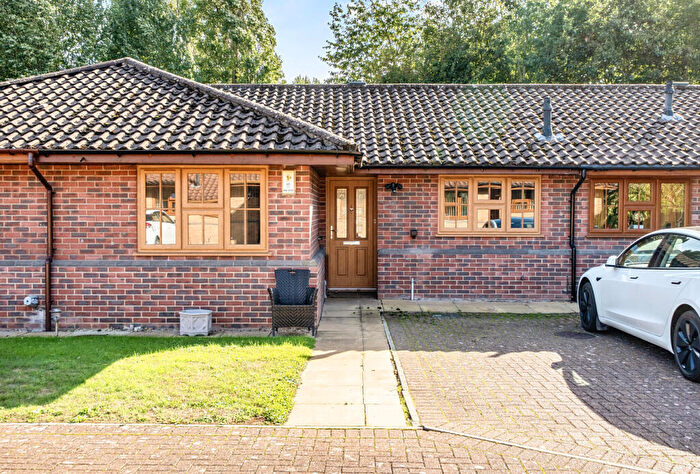 2 Bedroom Bungalow For Sale In Windsor Drive, Nailsea, Bristol, BS48