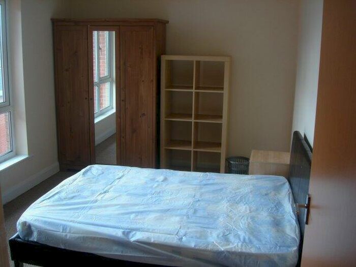 2 Bedroom Flat To Rent In Russell Court, Craggs Row, PR1