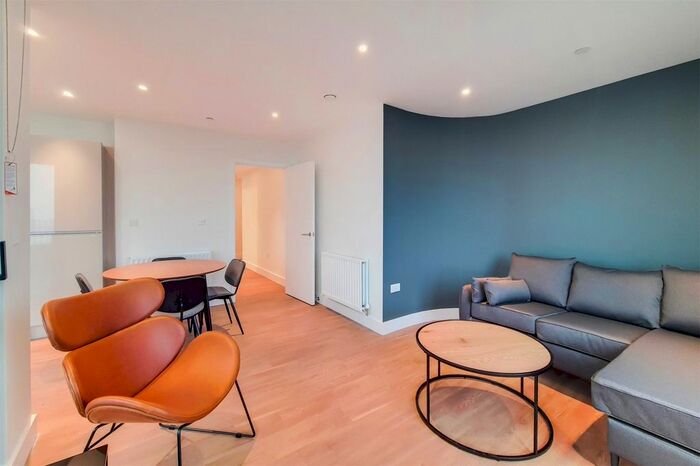 2 Bedroom Flat To Rent In Waldegrave Point, Oaklands Rise, Green Street, London, NW10