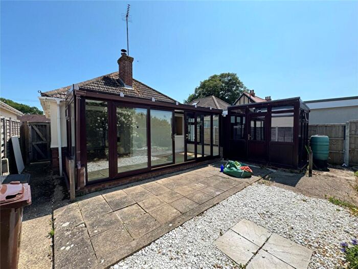 2 Bedroom Bungalow For Sale In Thorpe Road, Clacton-on-Sea, Essex, CO15