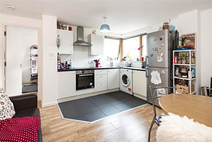 3 Bedroom Flat To Rent In Nichols Court, Cremer Street, E2