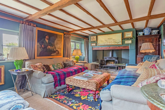 4 Bedroom Detached House For Sale In Shell Lane, Colemore, GU34