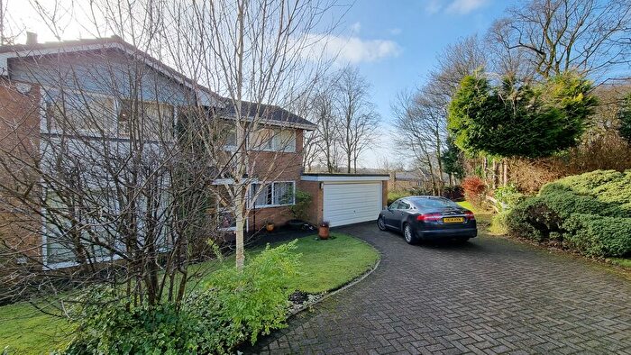 4 Bedroom Detached House To Rent In Hill Side, Bolton, BL1