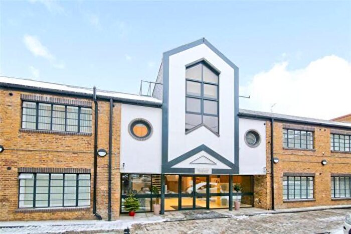 1 Bedroom Apartment To Rent In Sail Loft Court, Clyde Square, London, E14