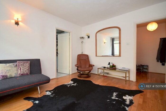 1 Bedroom Flat To Rent In Elm Park Gardens, London, SW10