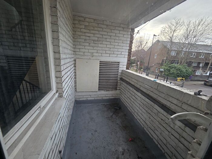 3 Bedroom Flat To Rent In London, E3