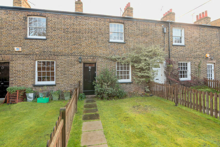 2 Bedroom Terraced House To Rent In Castelnau Row, SW13