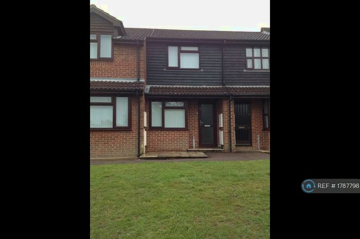 2 Bedroom Terraced House To Rent In Market View, Canterbury, CT3