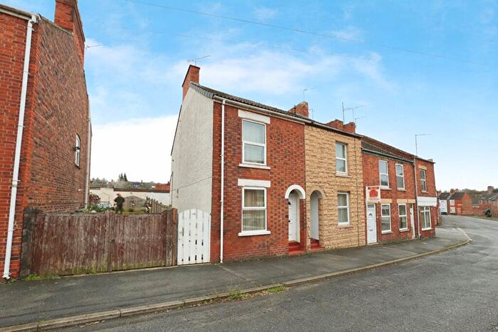 2 Bedroom End Of Terrace House For Sale In Dudley Road, Grantham, NG31