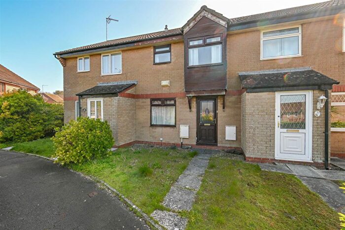 3 Bedroom Terraced House For Sale In Cosmeston Drive, Penarth, CF64