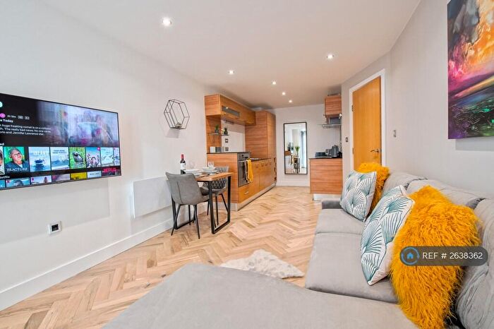 1 Bedroom Flat To Rent In Chadwick Street, Leeds, LS10