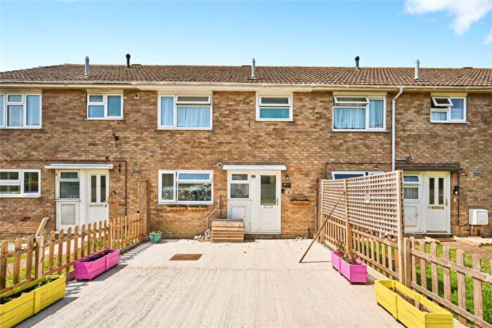 3 Bedroom Terraced House For Sale In Furrlongs, Newport, Isle Of Wight, PO30