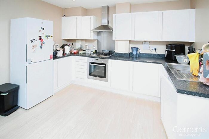 2 Bedroom Apartment To Rent In Midland Road, Hemel Hempstead, HP2