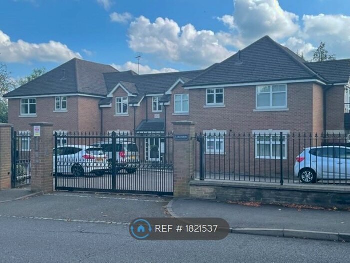 2 Bedroom Flat To Rent In Ladygate Lane, Ruislip, HA4