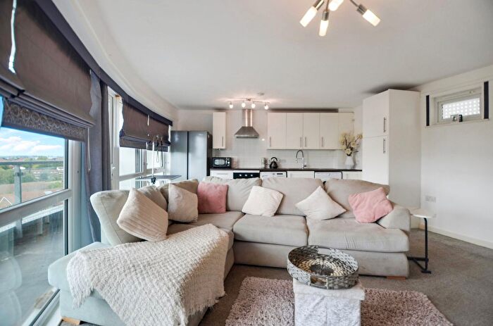 1 Bedroom Flat For Sale In Poplar Place, London, SE28