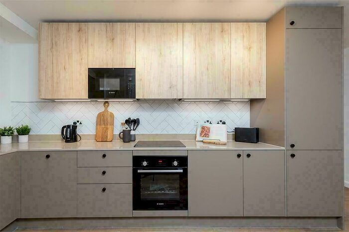 2 Bedroom Apartment For Sale In Yeo Street, Bow, London, E3
