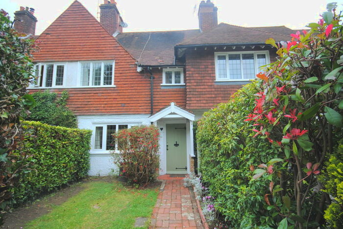 3 Bedroom Terraced House To Rent In Tally Road, Oxted, RH8