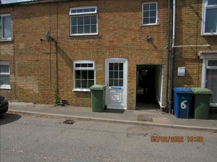 2 Bedroom Terraced House For Sale In Clare Street, Chatteris, PE16