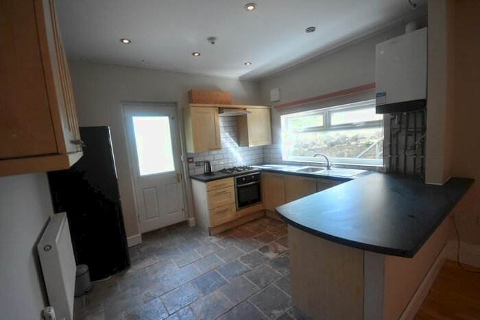 2 Bedroom Flat To Rent In Newport Road, Roath, CF24