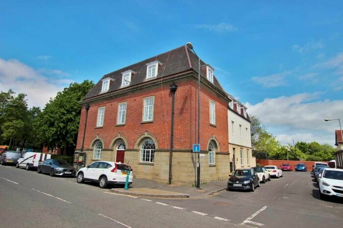 2 Bedroom Property To Rent In Smyths Close, Bristol, BS11