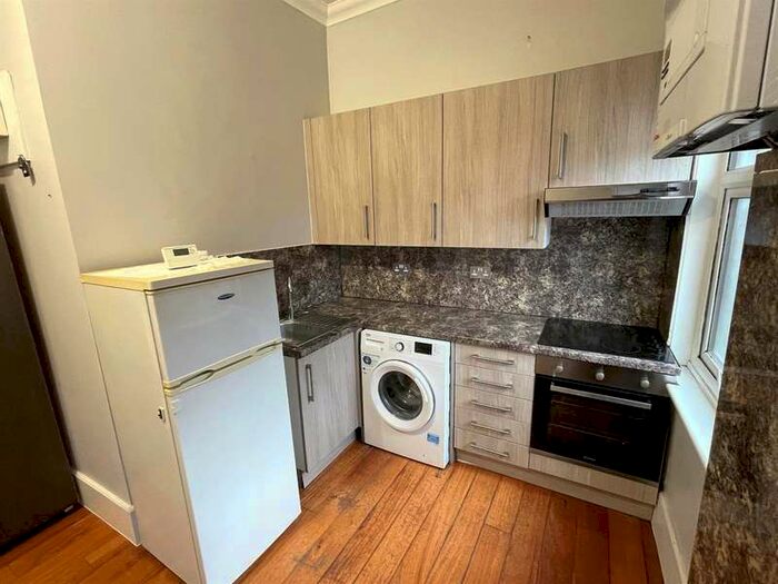 1 Bedroom Flat To Rent In Lansdowne Road, Tottenham, N17
