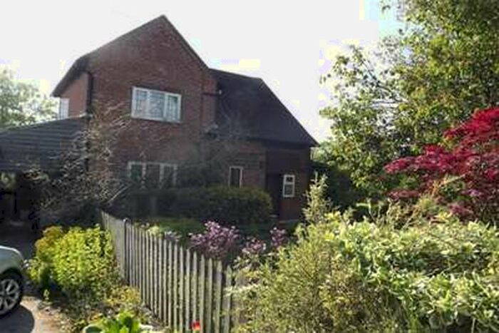 3 Bedroom House To Rent In Stonegate, TN5