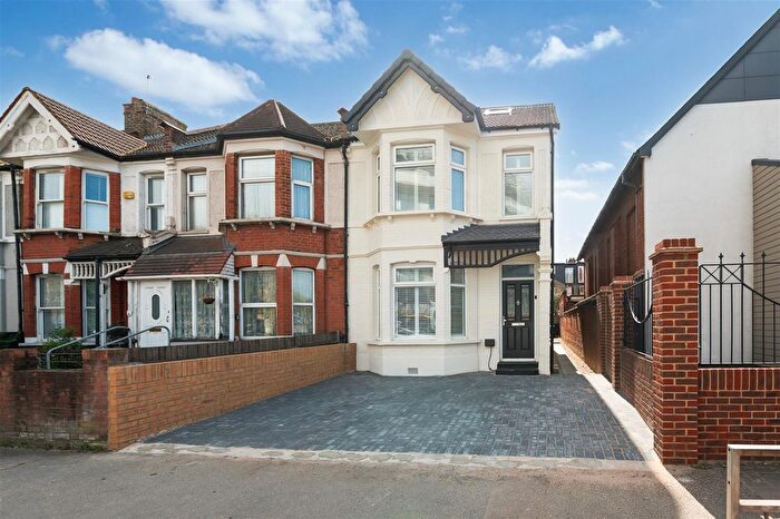 5 Bedroom End Terrace House For Sale In Plough Lane, Wimbledon, SW19